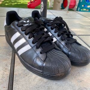 Adidas Superstars size 10.5 men’s shell toe